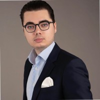 Dr. Max Boeck