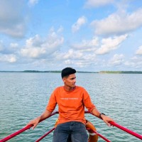Nazeef R