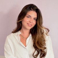 Ana Valeria Veloso