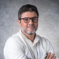 Gustavo P.