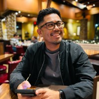 Dennis Maya