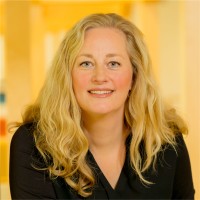 Annemieke Riezebos