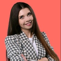 Laura Laukó Dr.