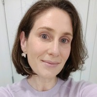 Sara Hepburn, Ma