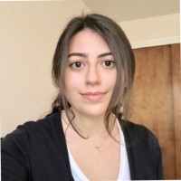 Lara Avsharian