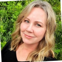 Lynne C.