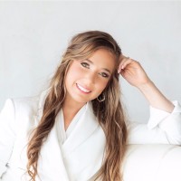 Alexis Perkins, Med