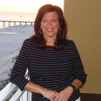 Donna Holt