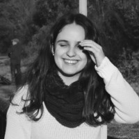Cláudia Barros
