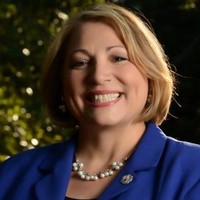 Michelle Newell