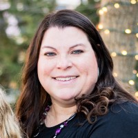 Suzanne Stout