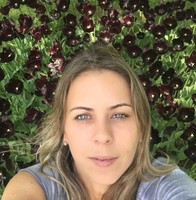 Luciana Ribeiro Marquezam