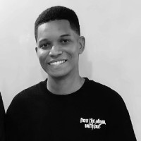 Miguel Ángel González