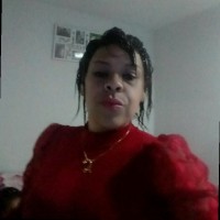 Ana Aline Peixoto Gomes