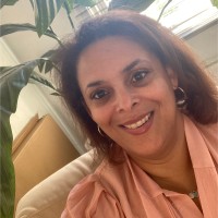 Arlene Wanga