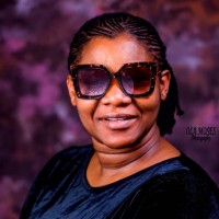 bukola Bekes