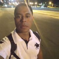 Tayron Souza