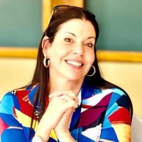 Suzanne (Holme) van der Merwe