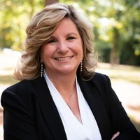 Elizabeth Dodd