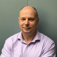 Tony Warr
