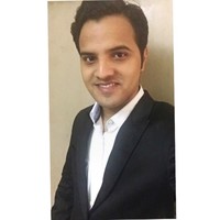 Pratik Kakade