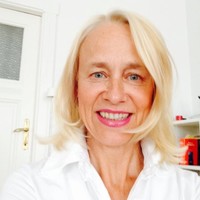 Dr. Monika Pasetti