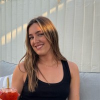 Ellie James