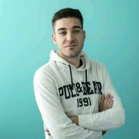 Carlos Mora Hernández