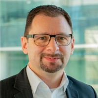 Stephan Linhart