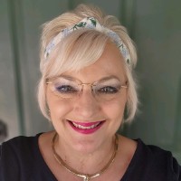 Ruth Teal