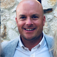 Mike Groves
