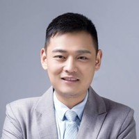 Deron Lee