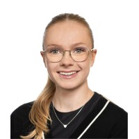 Olivia Larter