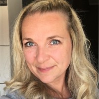 Laura Schildknecht