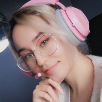 Nóra Pikószky