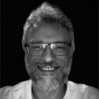 Dr. Matthias Schellhorn