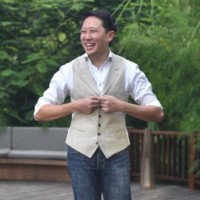 Kam Wei Ng