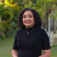 Lais S. Barboza de Almeid