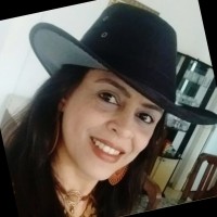 Elisa Oliveira