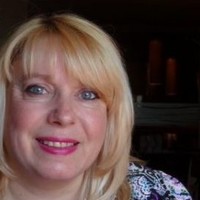 Jacqui Cross