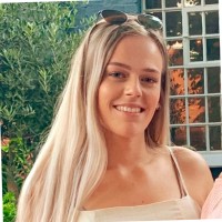 Ellé Sugg