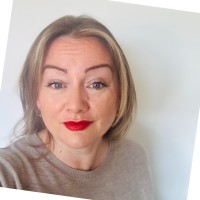 Hayley Toyne, Mtmi
