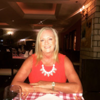 Lorraine Ritchie