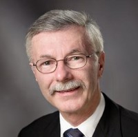 Wolfgang Bach