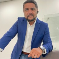 Artemio López