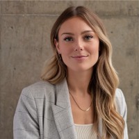 Lizz Houlihan