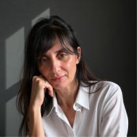 nikol Lev