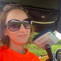 Jenelle Schmidli
