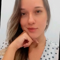 Flávia Campos