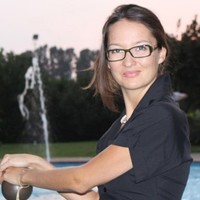 Лина Давлатова